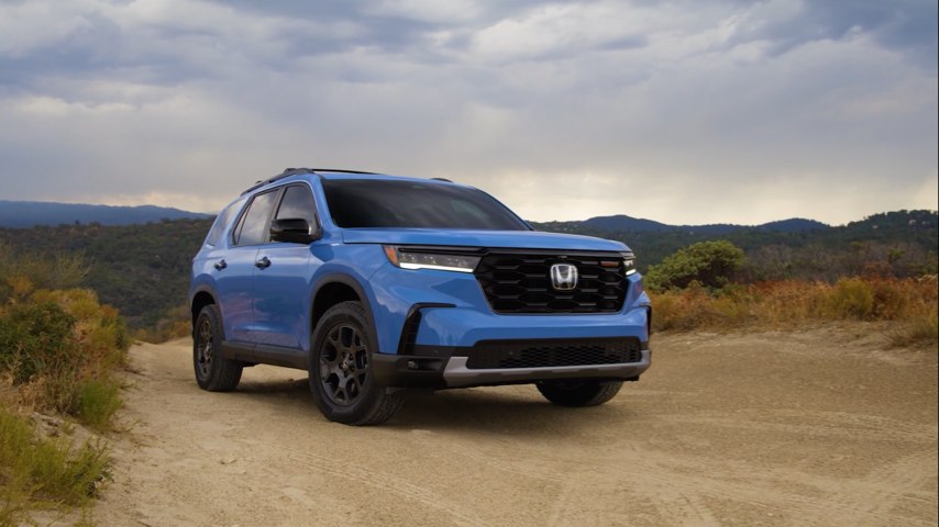 Certified Pre-Owned 2024 Honda Pilot EX-L 8 Passenger EX-L 8