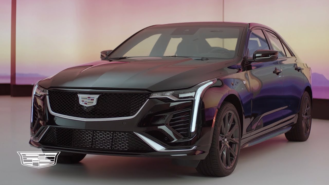 8320_2024_cadillac_ct4_walkaro